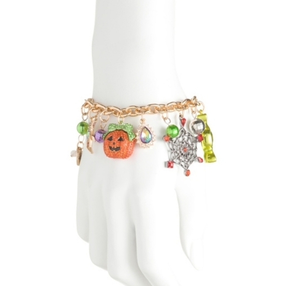 Betsey Johnson SCREAM QUEEN Halloween Spider Pumpkin Multi Charm BRACELET - Picture 6 of 6